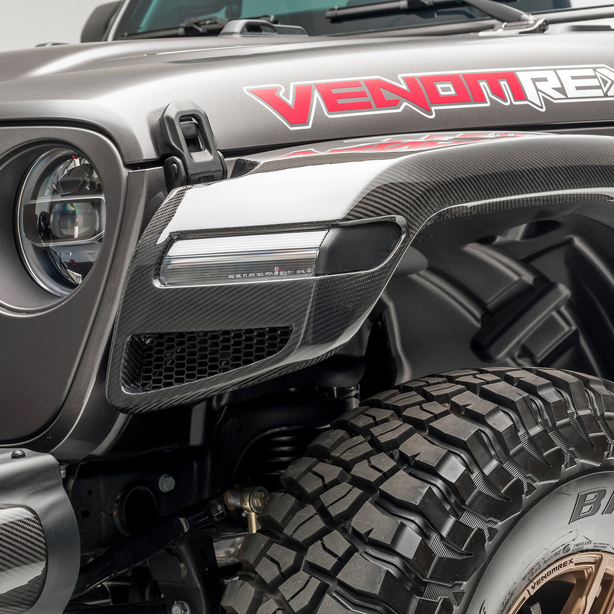 Jeep jl sales carbon fiber fenders